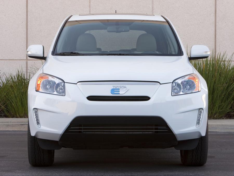  Toyota RAV4 EV Concept 2010 года  (фото 46 из 48)
